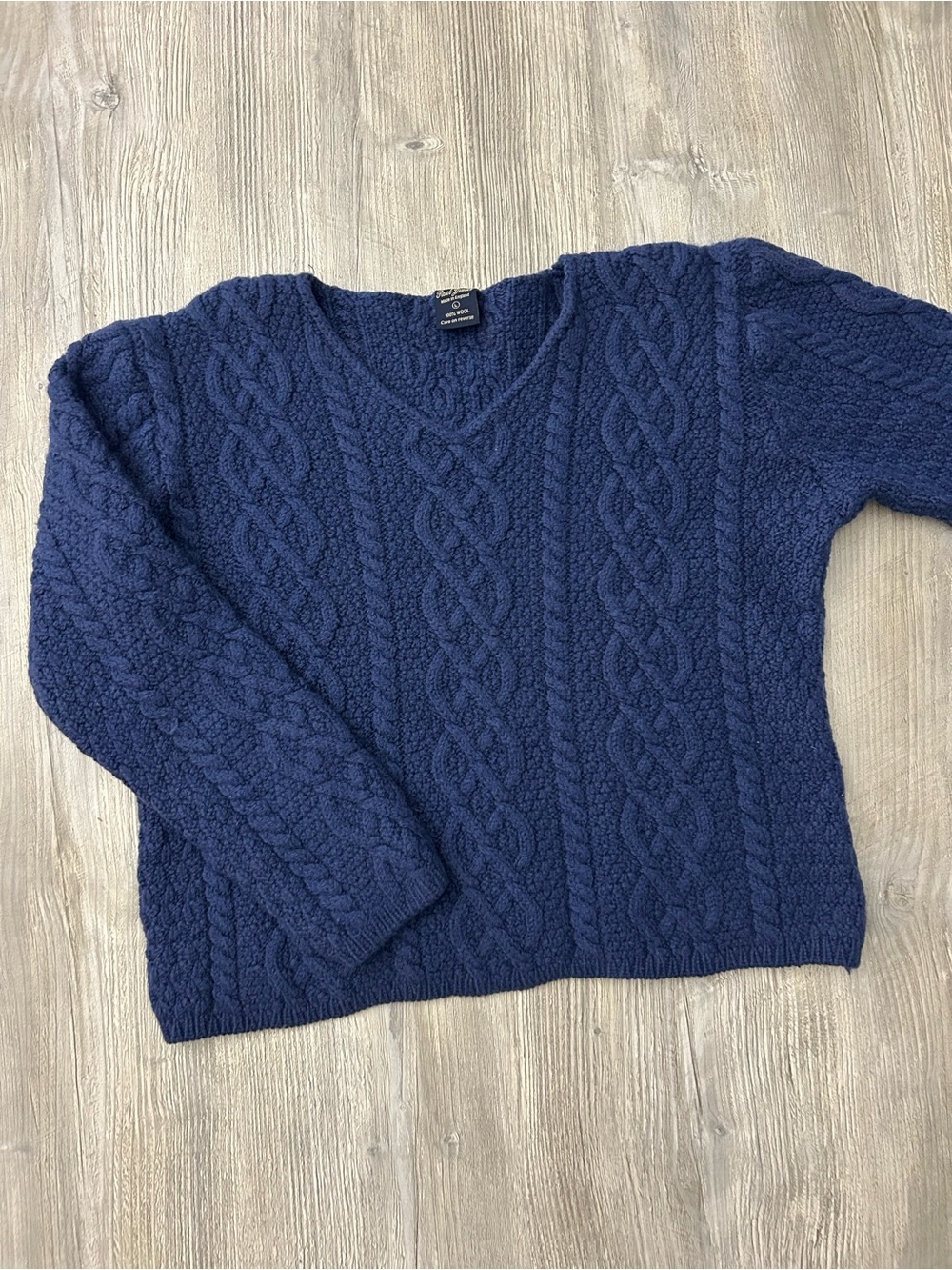 Paul James Made in England 100% Wool Blue Cable Knit V-Neck Sweater Size L